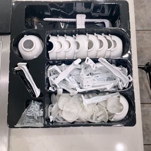 Safety 1st- Safeguard Your Home Set